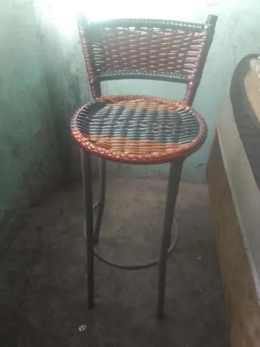 Banqueta perfeito estado reforçada