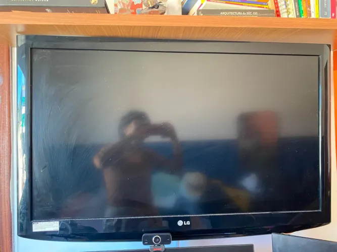 TV LG 47 POLEGADAS + CHROME CAST