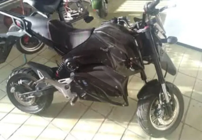 Moto A vista 8.500,00<br>Cartão 10.200,00 s/juros em 12x<br>Cartão 10.200,00 s/juros em 12x