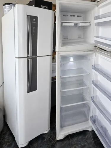 Vendo geladeira