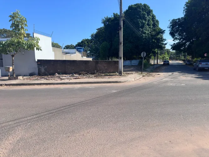 Terreno documentado de esquina