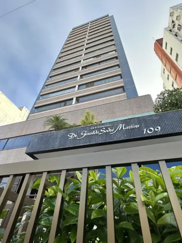 Apartamento Nascente com 2 Suítes | 90m² | 2 Vagas | Dependência Completa | Pituba