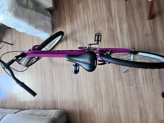 BIKE / BICICLETA 24 KLS FREE V/B PINK / PRETO