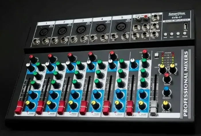 Mesa de Mixagem com Interface 7 Canais USB Bluetooth e Phantom Power