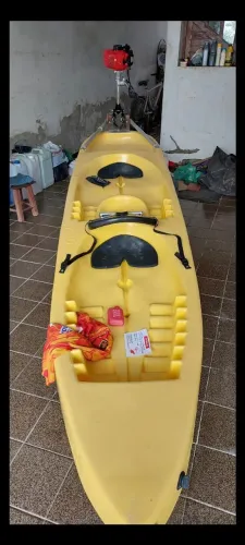 Vende-se um caiaque