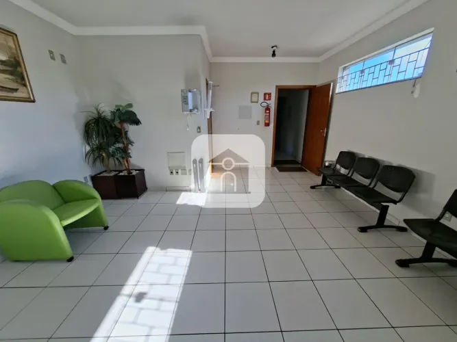 Sala comercial para locação no bairro Brasil