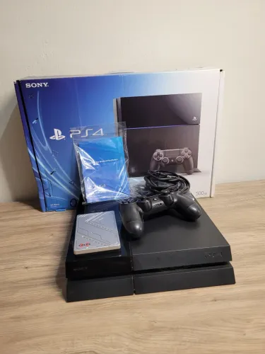 PS4 Desbloqueado na caixa+HD externo 500gb