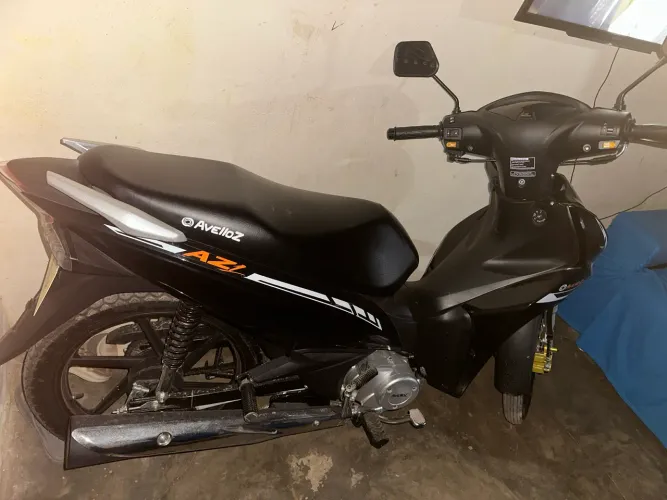 Modelo: az1 ano:2025 estado: semi nova