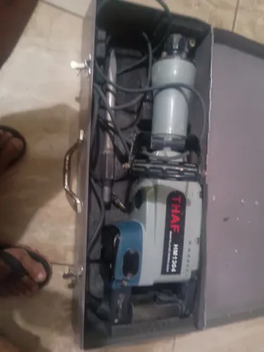 Martelete demolidor 16 kls pouco uso pra ver rápido no precinho d sapego