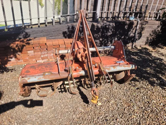Enxada Rotativa Lavrale Agrale 4200