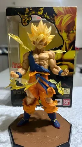 Boneco goku figuarts zero 