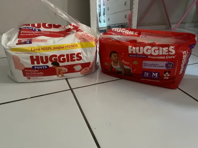 Fraldas Huggies M