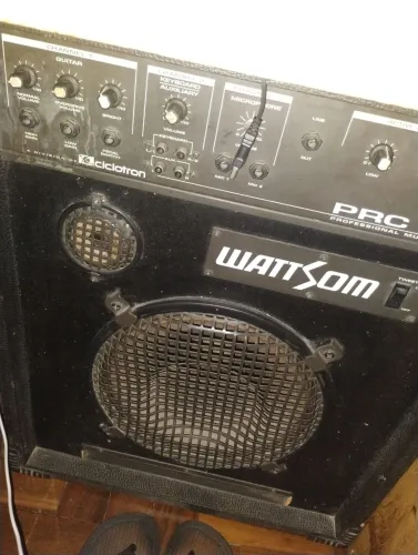 Amplificador Wattsom PRC 200