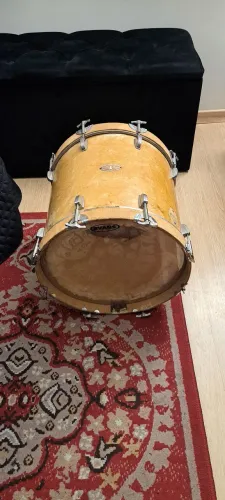 Bumbo de bateria 16"