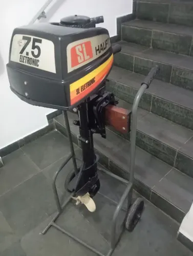 Motor de Popa Haupt 7.5 Hp, REVISADO, Funcionando Perfeitamente