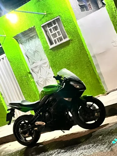 Kawasaki ninja 650r