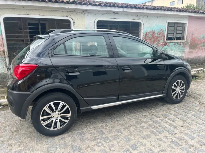 Chevrolet Onix Activ 1.4 8V Flex Mec. 4P 2017