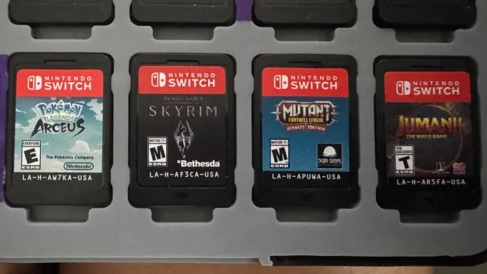 Lote com 4 Jogos Originais de Nintendo Switch - R$ 600