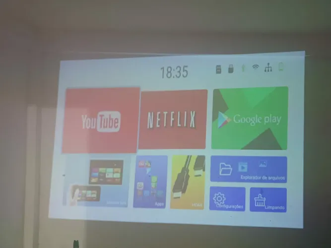 Mini Smart Projector - Cinema em Casa! ?