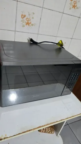 MICRO-ONDAS 20L (defeito)