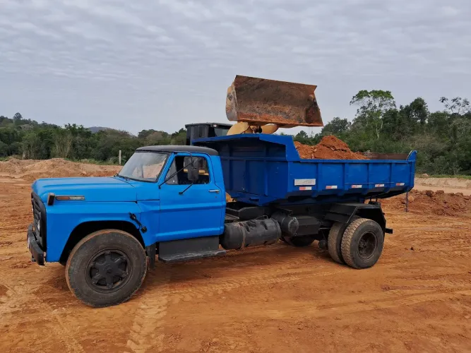 F13000 Caçamba