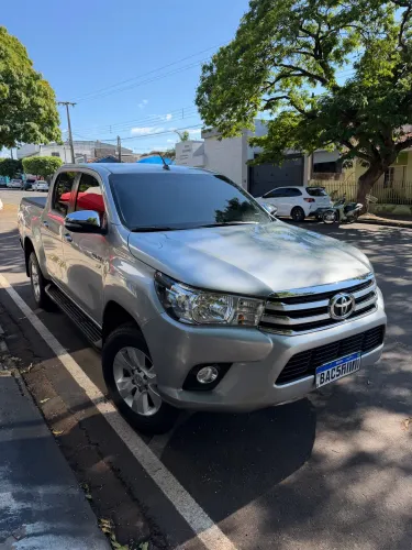 Toyota Hilux CD SRV 4X2 2.7 Flex 16V Aut. 2017
