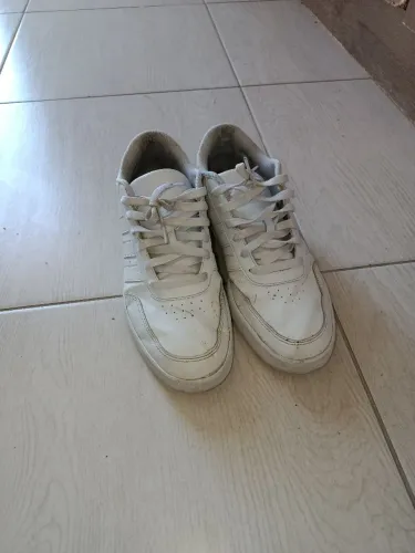 Tênis Adidas Breaknet - Tam 42