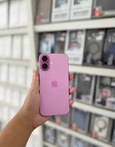 iPhone 16