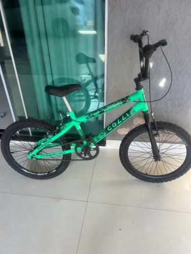 Bicicleta aro 20, semi nova