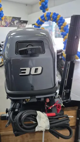 MOTOR DE POPA YAMAHA 30 HP