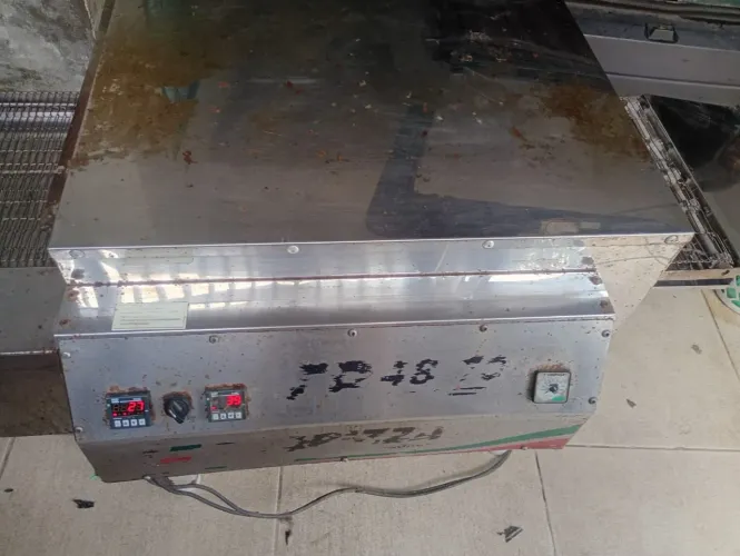 Forno de esteira