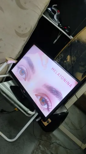 Tv LG 28" perfeita.