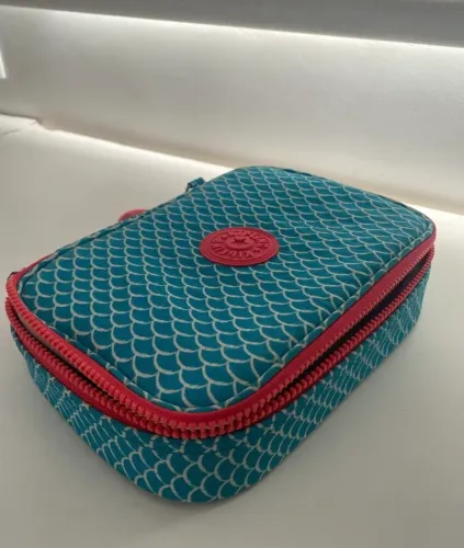 Estojo 100 pens Kipling