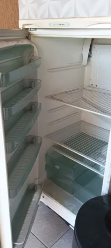 GELADEIRA