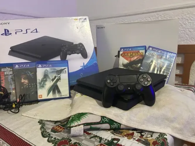 PlayStation 4 Slim completo com jogos 