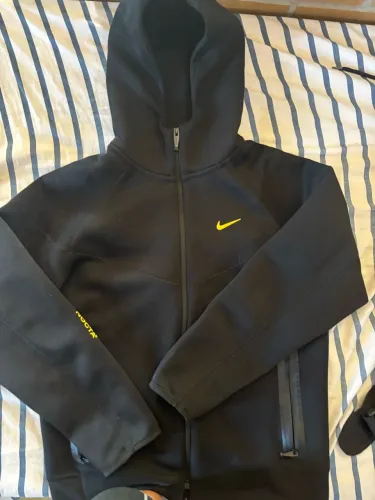 NIKE X NOCTA TECH FLEECE PRETA M