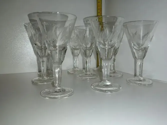 Taças em Cristal Lapidado à Mão  - Cristais Hering 8 Peças 