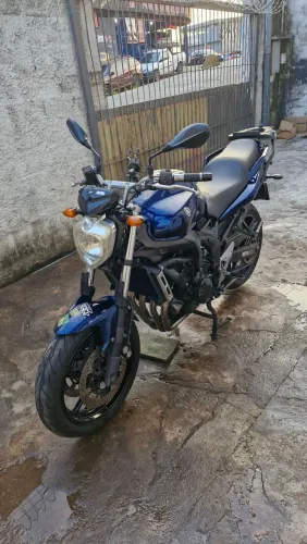 Suporte de bau fz6
