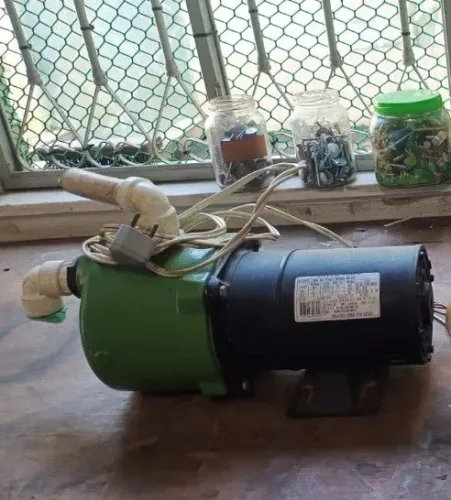 Bomba d'água autoaspirante