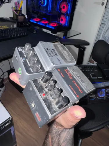 PEDAIS BOSS METAL ZONE 2 + DIGITAL DELAY BEHRINGER