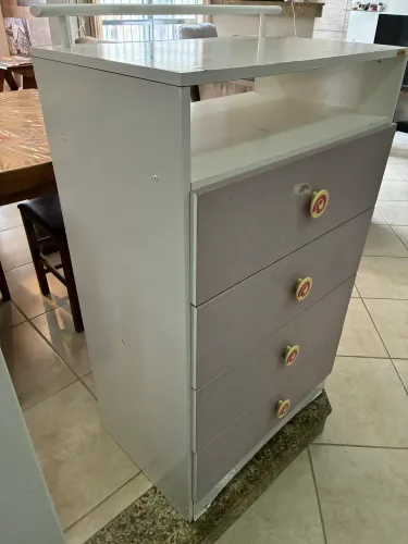 Cômoda infantil