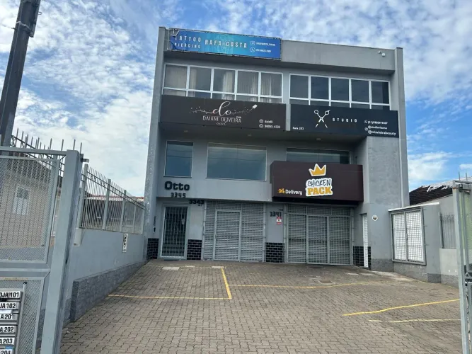 Loja comercial no bairro Cavalhada