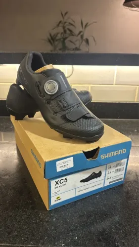 Sapatilha Shimano XC502 MTB TAM 39EU Nova na caixa 