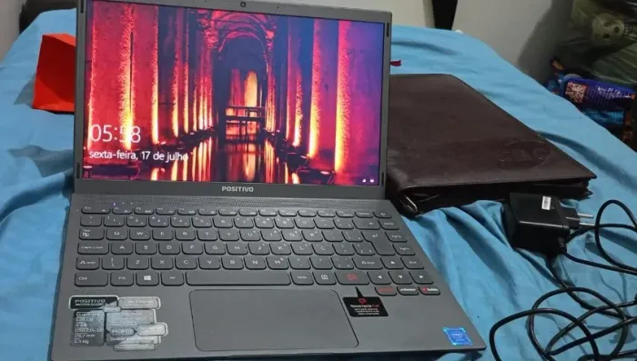 notbook positivo