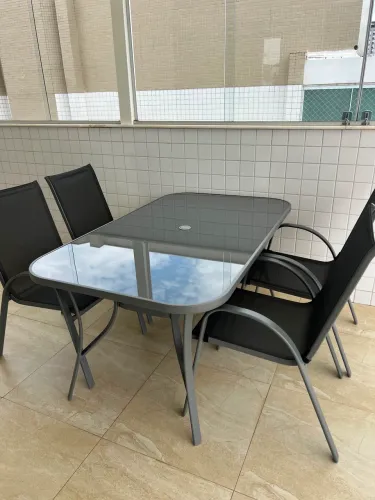 Mesa de Jardim Retangular Aço Pintado 71x90x150cm com Furo para Ombrelone
