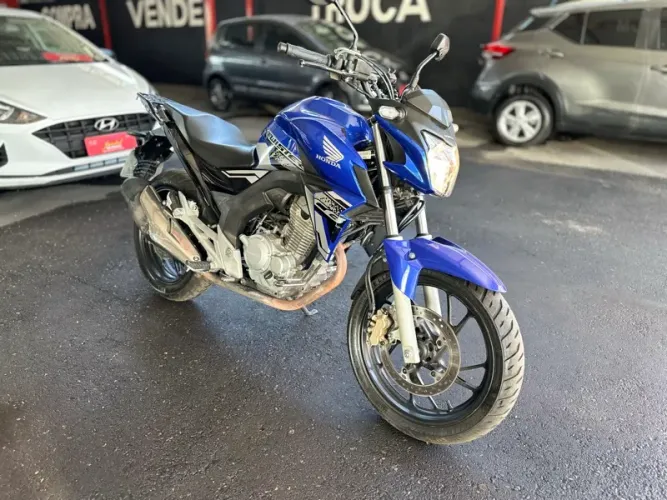 Honda CB 250F Twister 250 cc