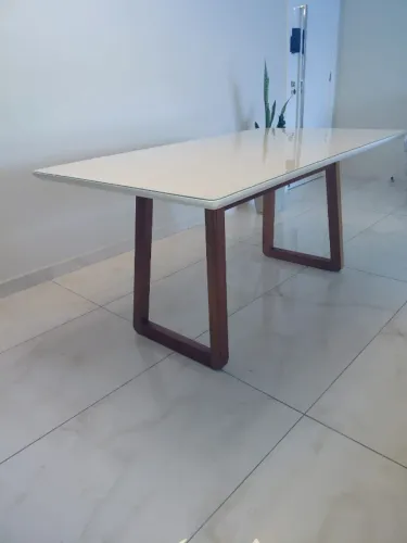Mesa de Jantar da Tok&Stok 6 lugares. Excelente conservação. BAIXOU! R$ 1.100