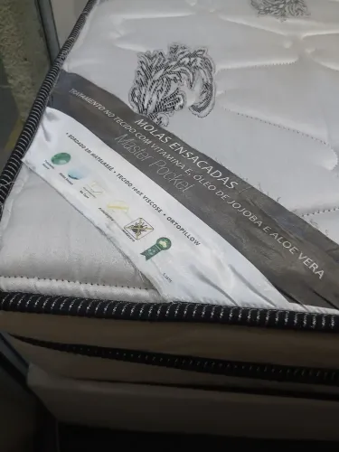 Colchão Ortobom Queen com molas mais cama ! Entrego, aceito cartão