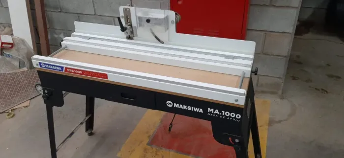 Refiladora Maksiwa Rbb.1000 Com Mesa De Apoio Ma.1000