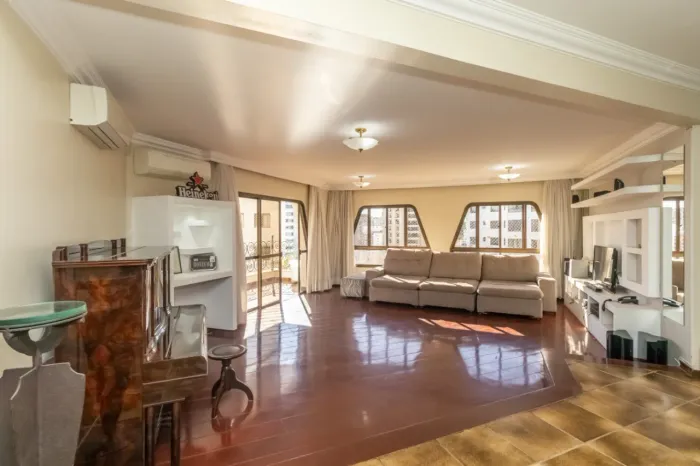 Apartamento para venda em Real Parque com 5 quartos, sendo 4 suítes, 292m²